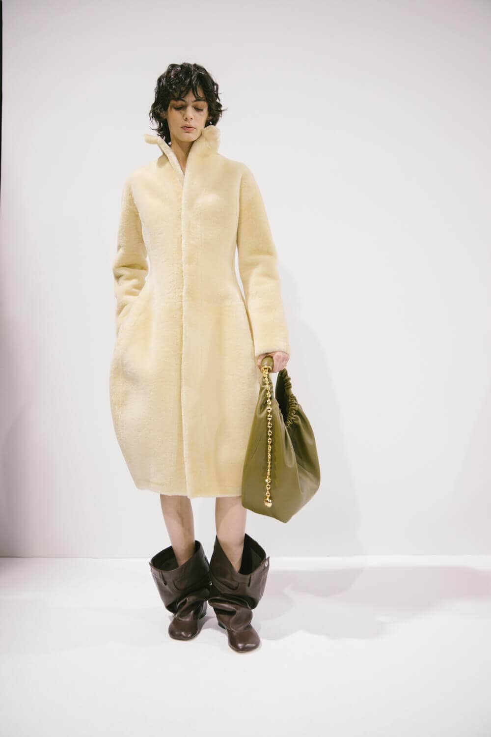 Loewe: Ready-To-Wear AW23 - 10 Magazine